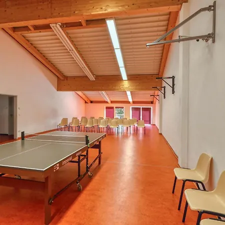 3 Bedroom Stunning In *