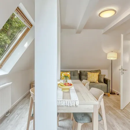 3 Bedroom Stunning In *