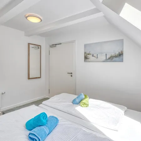 아파트 3 Bedroom Stunning In 알텐키르헨